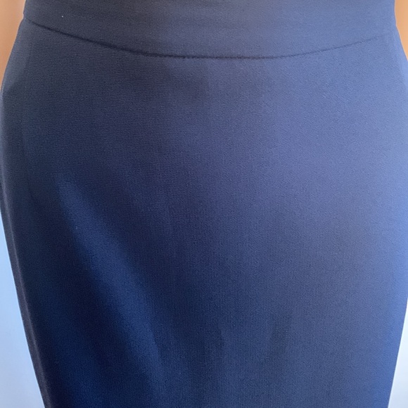 LESLIE FAY 2 PC Skirt& Coat Length Blazer - Picture 8 of 9